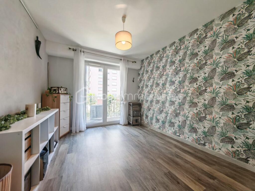 BILLÈRE : T3 RÉNOVÉ AVEC REVENUS IMMÉDIATS – 4 pièces – 3 chambres – 75 m²