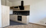 AIX-LES-BAINS – Beau T2 rénové + grand local chauffé de 24 m² au même palier – 2 pièces – 1 chambre – 36 m²