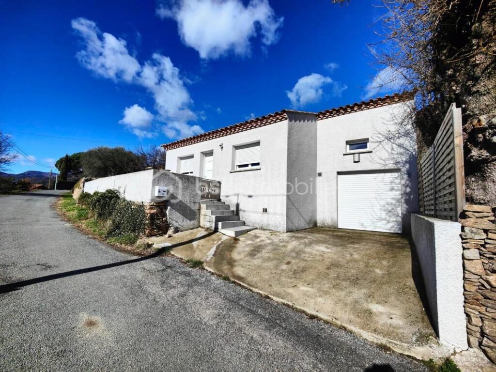 Villa quatre faces récente*** Exposition Sud*** Vue panoramique*** – 4 pièces – 3 chambres – 80 m²