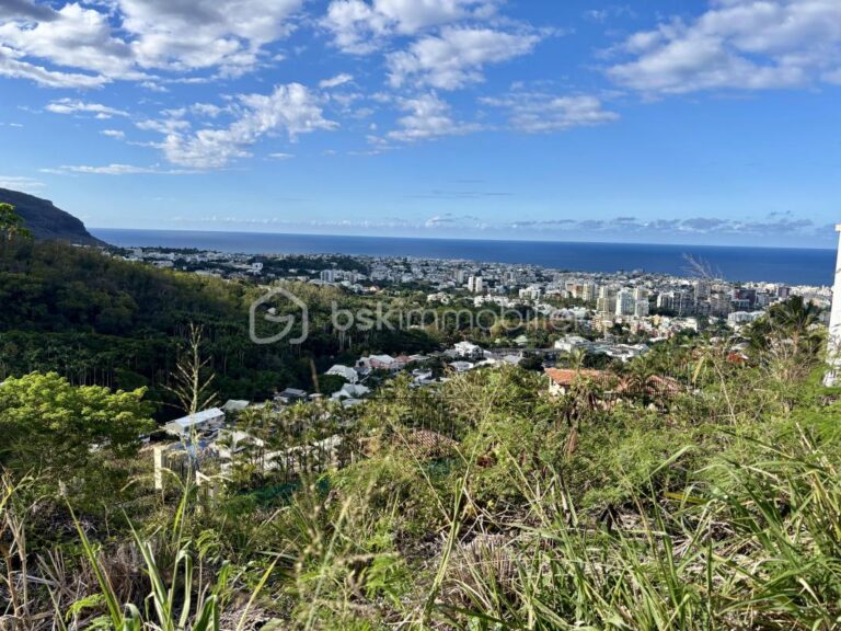Terrain 516m² Colline des Camélias Saint-Denis – NR pièces – NR chambres – 516 m²