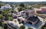 A DRAGUIGNAN (VAR) – COL DE L’ANGE – MAISON D’ARCHITECTE – 255 M² – PISCINE – GARAGE – 7 pièces – 5 chambres – 255 m²