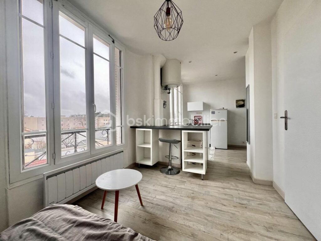 Studio de 18,39 m2 – 4ème étage calme et lumineux sans vis à vis – RUE ANDRE SABATIER – NANTERRE – 1 pièce – NR chambres – 18 m²