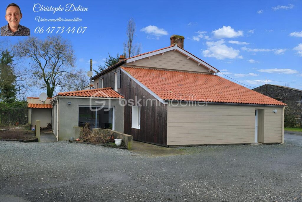 ✨ PAVILLON – 118 M² – 3 CHAMBRES – DÉPENDANCES – GRAND TERRAIN – CHAVAGNES-EN-PAILLERS✨ – 5 pièces – 3 chambres – 118 m²