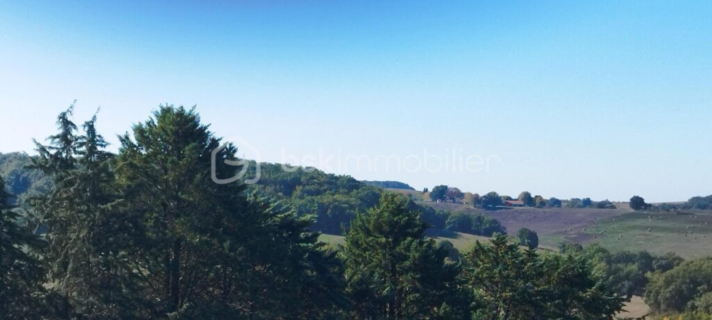 OPPORTUNITE RARE! – 4 pièces – 3 chambres – 126 m²