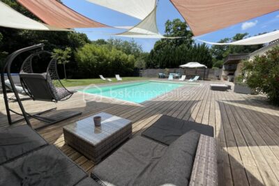 Villa au Calme avec Vue, Piscine & Dépendance – Un Vrai Coup de Cœur Familial ou Investisseur ! – 12 pièces – 5 chambres – 310 m²