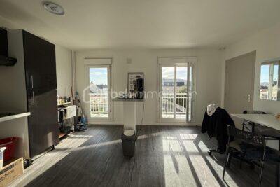 Appartement loué – Investissement locatif sécurisé – Proche université et centre-ville – Avec garage + cave – 2 pièces – 1 chambre – 36 m²