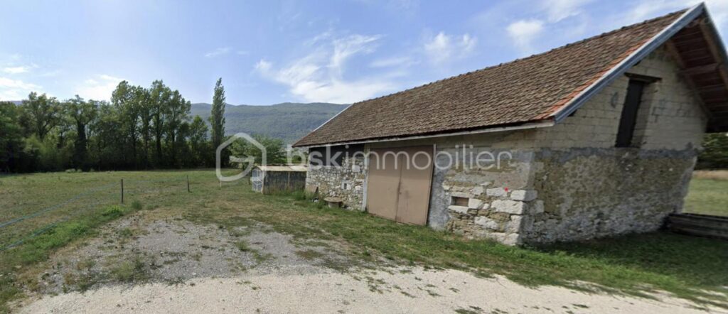 Très belle grange en pierre à MOTZ – 1 pièce – NR chambres – 83 m²