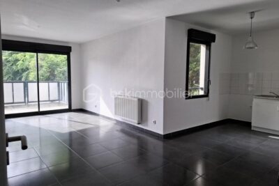 APPARTEMENT T3 PROCHE CENTRE – 3 pièces – 2 chambres – 69 m²
