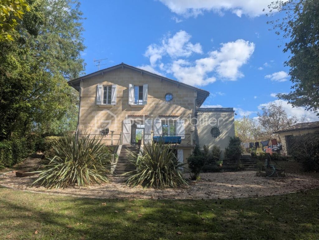 Coup de coeur – 5 pièces – 2 chambres – 98 m²