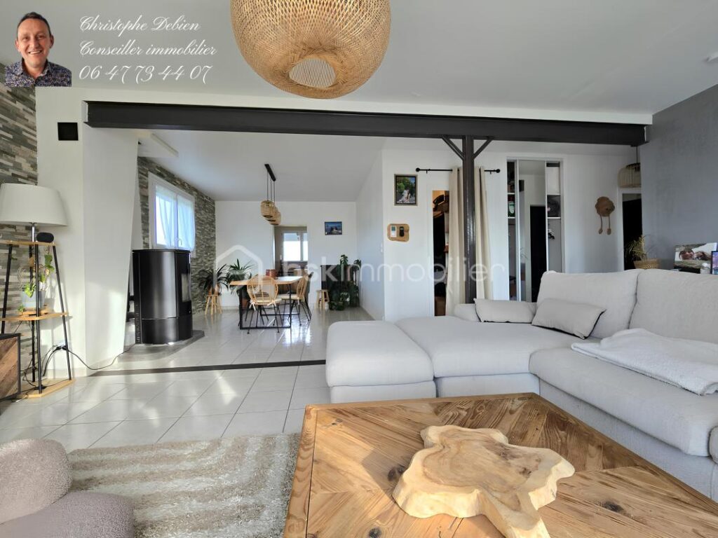 MAISON LUMINEUSE / VUE SUR LA NATURE / 108M² HABITABLES / 2 CHAMBRES / VÉRANDA / GRAND SOUS-SOL / PARCELLE 1328M² / CHAVAGNES-EN-PAILLERS – 5 pièces – 2 chambres – 108 m²