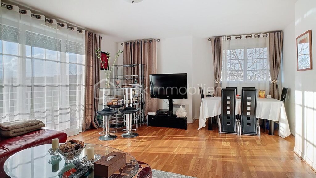 EXCLUSIVITÉ – Duplex de 4 pièces au 2ᵉ et Dernier Étage à Montevrain (77144) – 4 pièces – 3 chambres – 90 m²