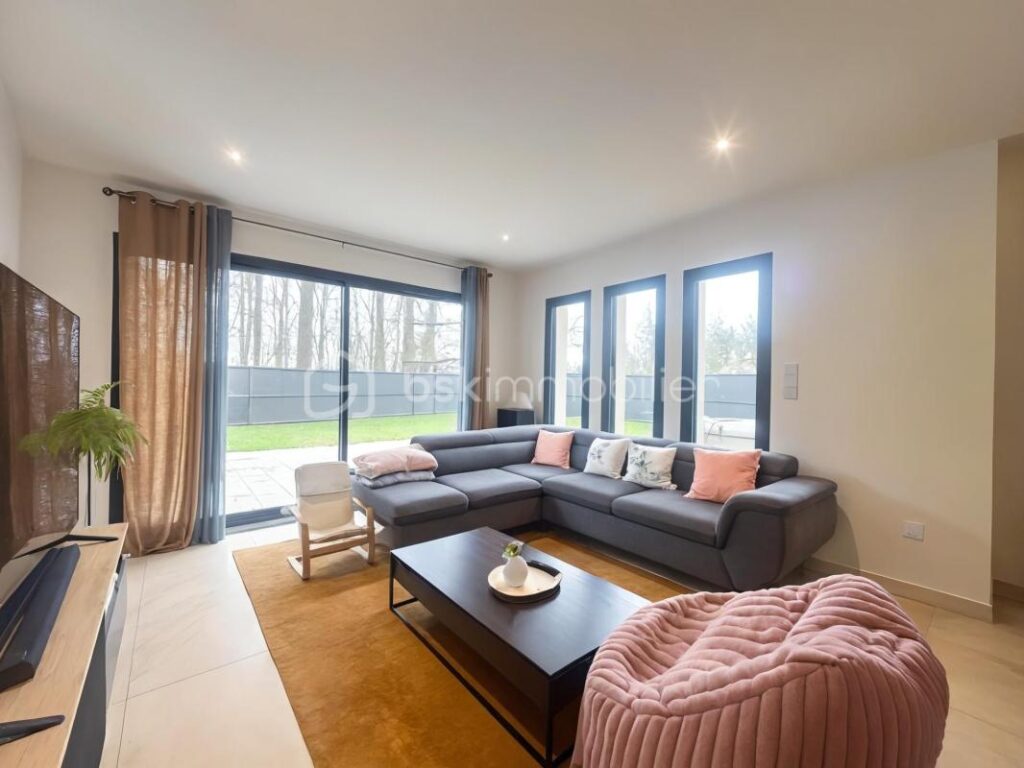 À vendre : Magnifique maison à Linas ! – 6 pièces – 4 chambres – 140 m²