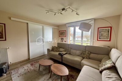 Appartement lumineux situé dans un environnement calme et verdoyant, à deux pas des commerces et commodités – 3 pièces – 2 chambres – 60 m²