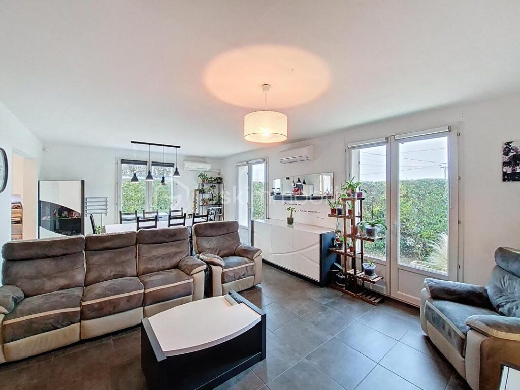 Maison familiale rénovée – 174 m² – Donnemarie-Dontilly – 6 pièces – 5 chambres – 174 m²