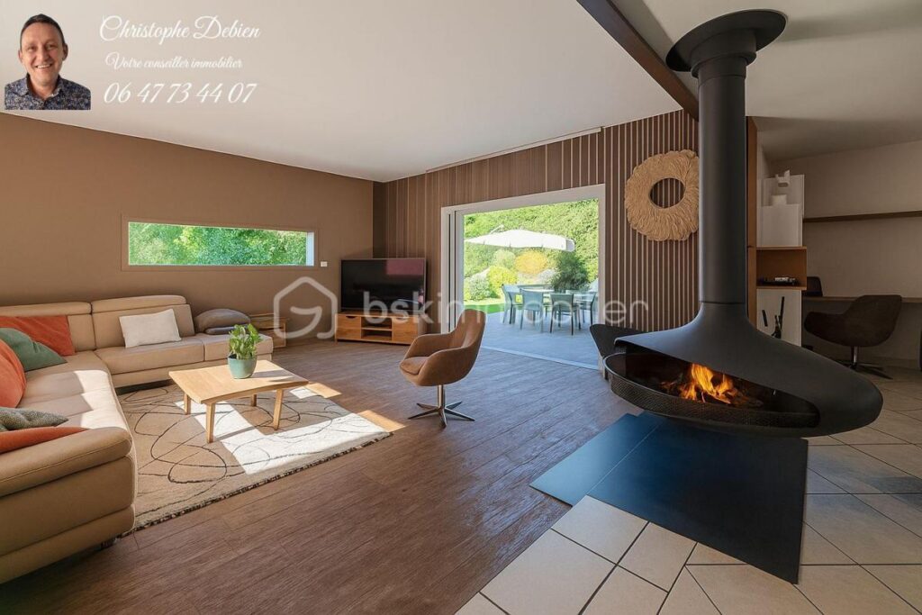 🌿 CADRE DE VIE D’EXCEPTION AUX PORTES DE NANTES — MAISON DE 246 M² AVEC PISCINE & ÉTANG – 7 pièces – 5 chambres – 246 m²