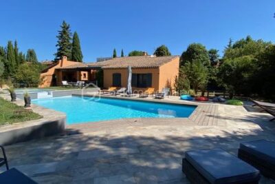 Une propriété d’exception au cœur de la Provence Verte – 6 pièces – 4 chambres – 203 m²