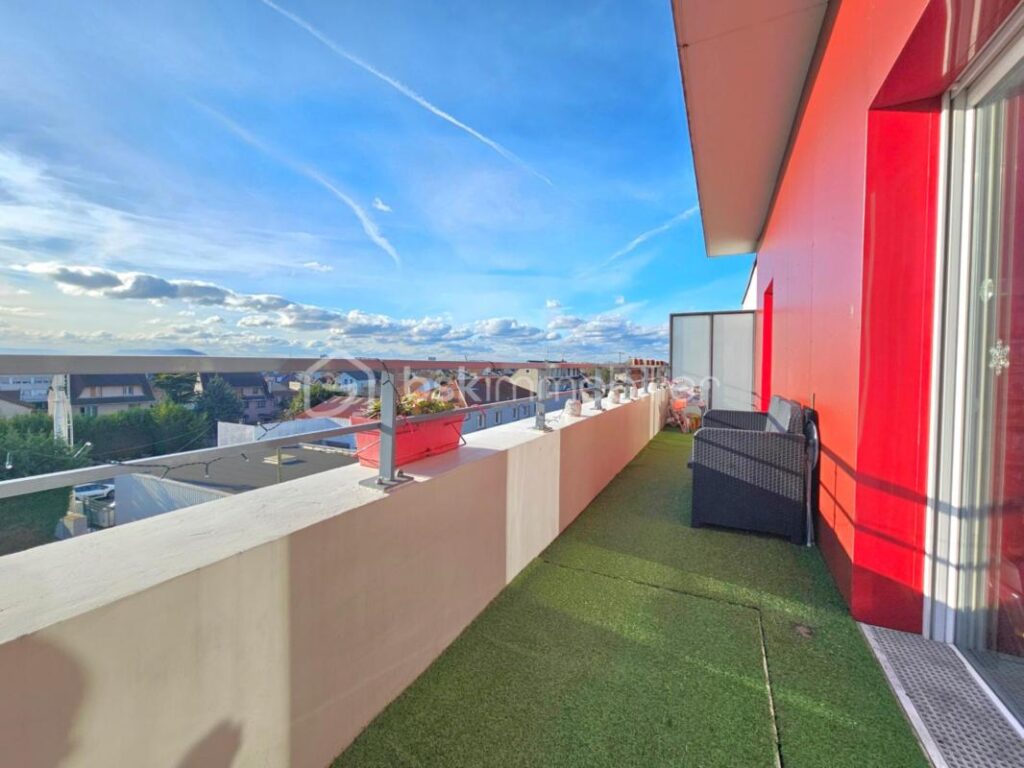 Dernier étage F2 44m² terrasse 14m² SUD parking DPE C – 2 pièces – 1 chambre – 44 m²