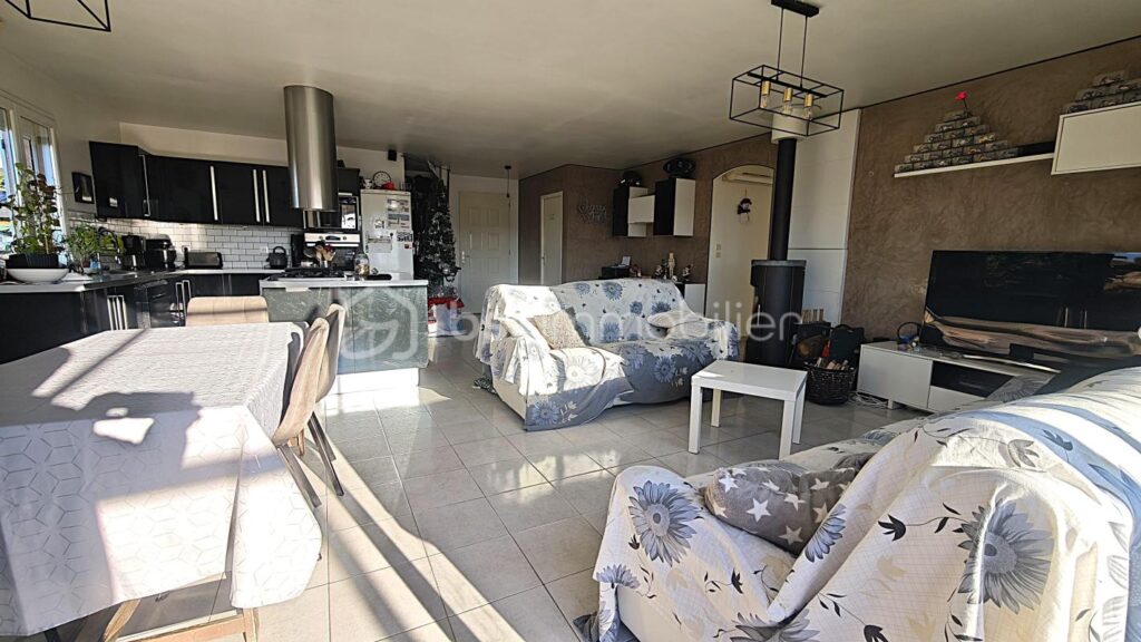 MAISON TYPE 4 DE 105 M² PLAIN PIED – 5 pièces – 4 chambres – 105 m²