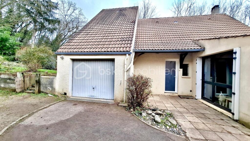 Maison de 112 m² – 6 pièces – 4 chambres – 112 m²