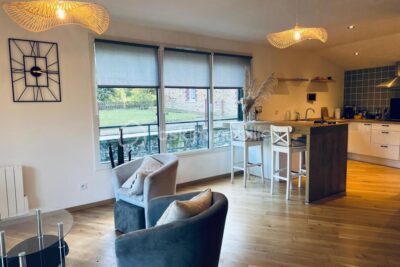 Maison et studio de 98m² à Fougères – 4 pièces – NR chambres – 98 m²