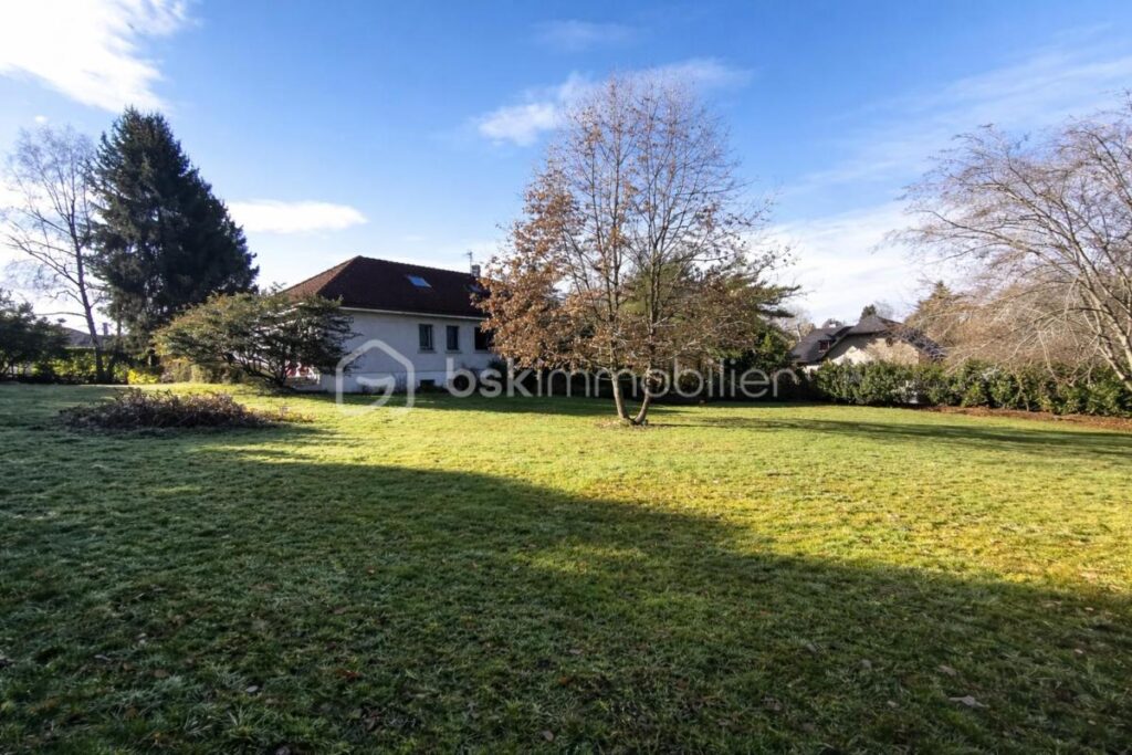 Maison bigourdane de caractère – 6 pièces – 4 chambres – 205 m²