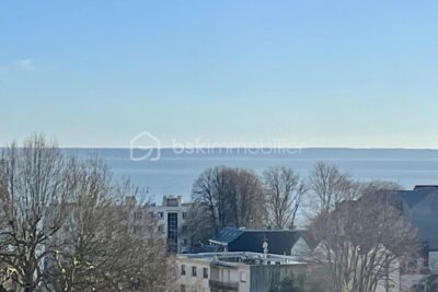 ⭐ Appartement 123 m² avec Grand Balcon Vue Mer à vendre en EXCLUSIVITÉ à Saint-Adresse – 3 chambres – À rénover – 5 pièces – 3 chambres – 123 m²