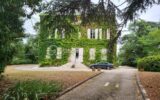 CHATEAU 32 PIECES+DEPENDANCES – PROPRIETE 9 HECTARES – NR pièces – 4 chambres – 919 m²