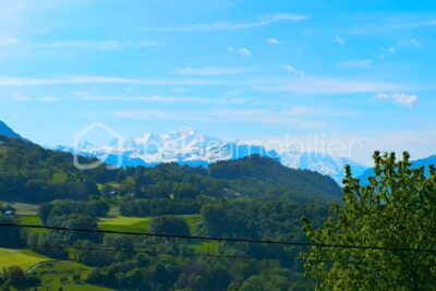 MAISON AVEC VUE SUR LE MONT BLANC – 8 pièces – 4 chambres – 353 m²