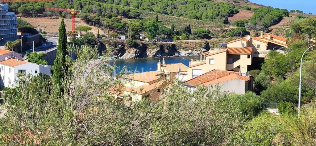 Maison 2 faces – Vue mer & montagne – 82 m² + garage 30 m² – À 50 m de la plage des Elmes – 4 pièces – 3 chambres – 82 m²