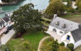 Vue sur la rivière de Crac’h et le Pont de Kerisper – Élégante néo-bretonne de 211 m² sur un terrain clos de 1 850 m² – 8 pièces – 5 chambres – 211 m²