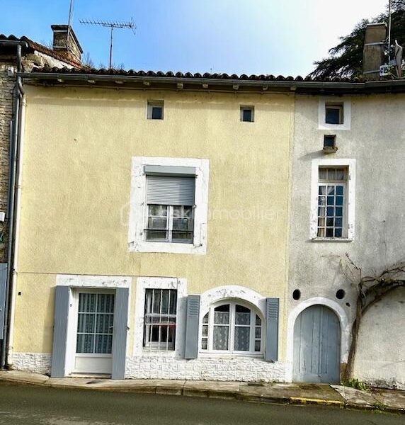 Maison à vendre à Verteuil-sur-Charente