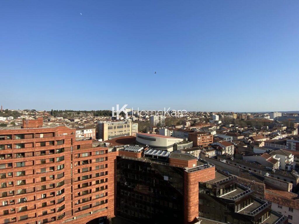 T3 PLEIN CENTRE VILLE – 3 pièces – 2 chambres – 83 m²