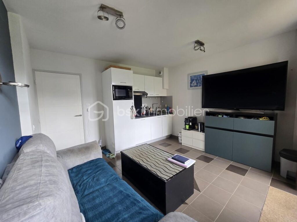 BADEN – GOLFE DU MORBIHAN – APPARTEMENT 35 M² – PISCINE – TERRASSE – 3 pièces – 2 chambres – 34 m²