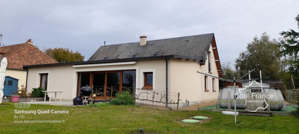 Avoise 72 Magnifique et grande maison habitable de suite – 10 pièces – 3 chambres – 187 m²