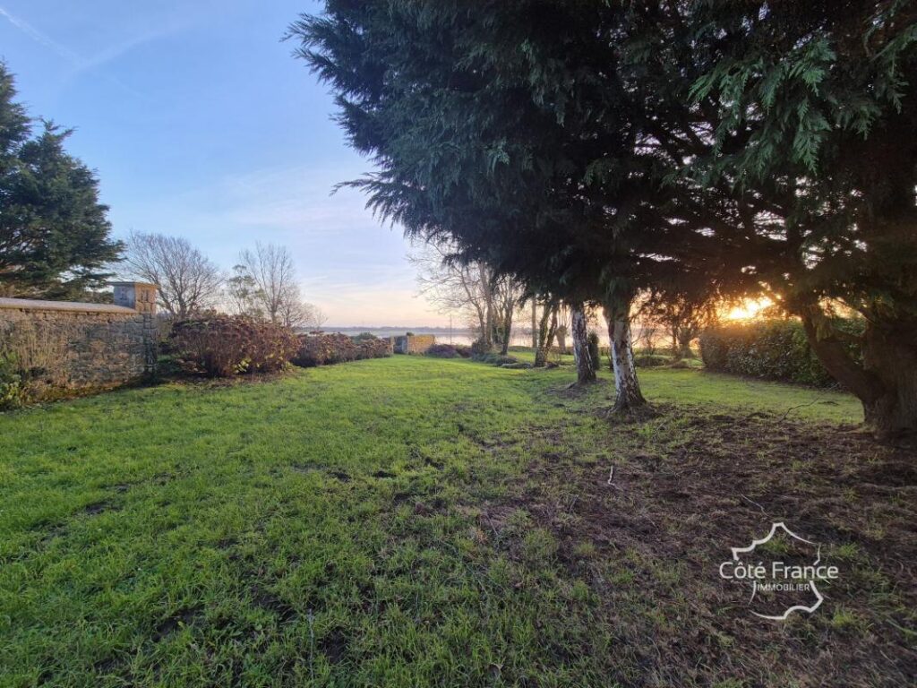 CORPS DE FERME AU COEUR DES MARAIS – 7 pièces – 4 chambres – 207 m²