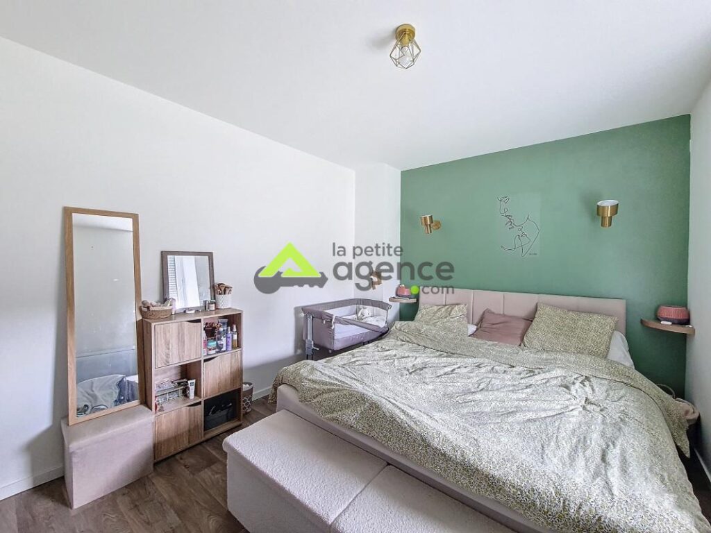 Maison 4 pièces 90m2 – 4 pièces – 3 chambres – 90 m²