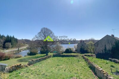 Maison de village à finir de restaurer – 5 pièces – 3 chambres – 95 m²