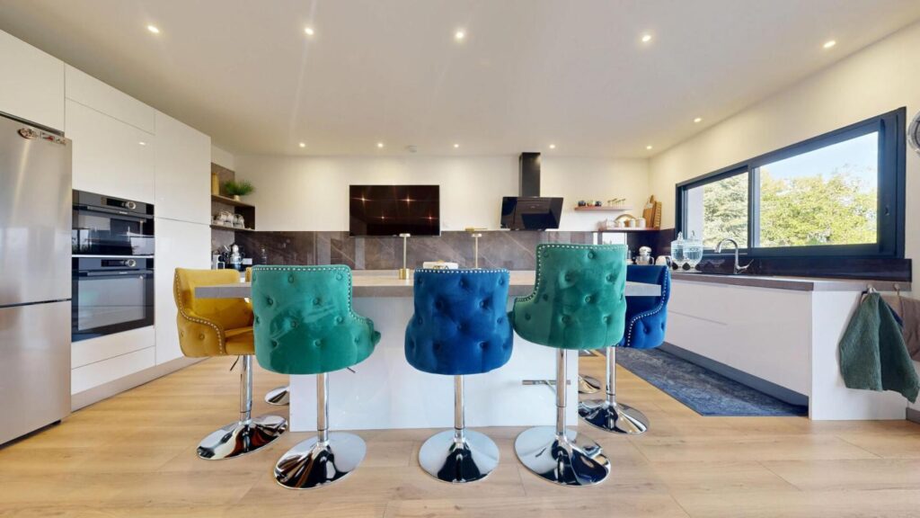 Demeure de prestige St Vit 7 pièce(s) 277 m2 – 7 pièces – 5 chambres – 277 m²