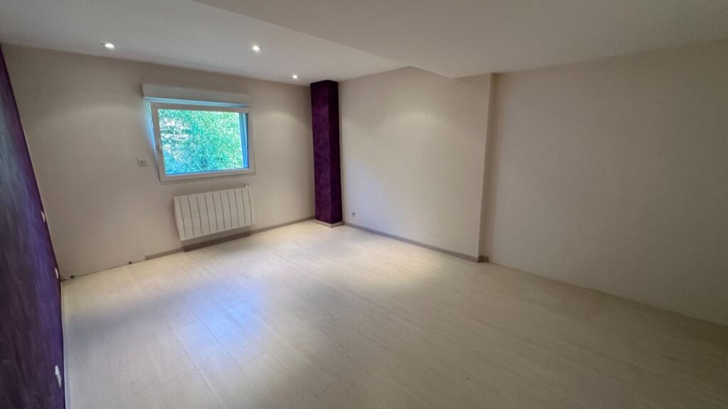 Maison Pont De Roide Vermondans 7 pièce(s) 152.68 m2 – 8 pièces – 5 chambres – 152 m²