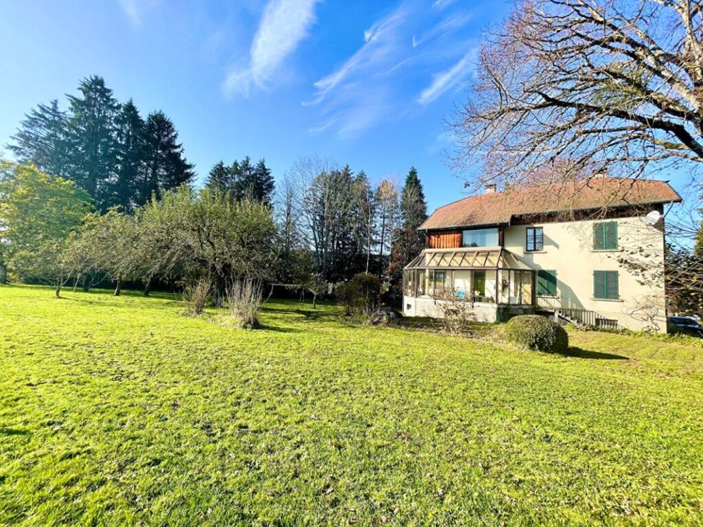 Maison – Charmoille – 8 pièces – 5 chambres – 162 m²