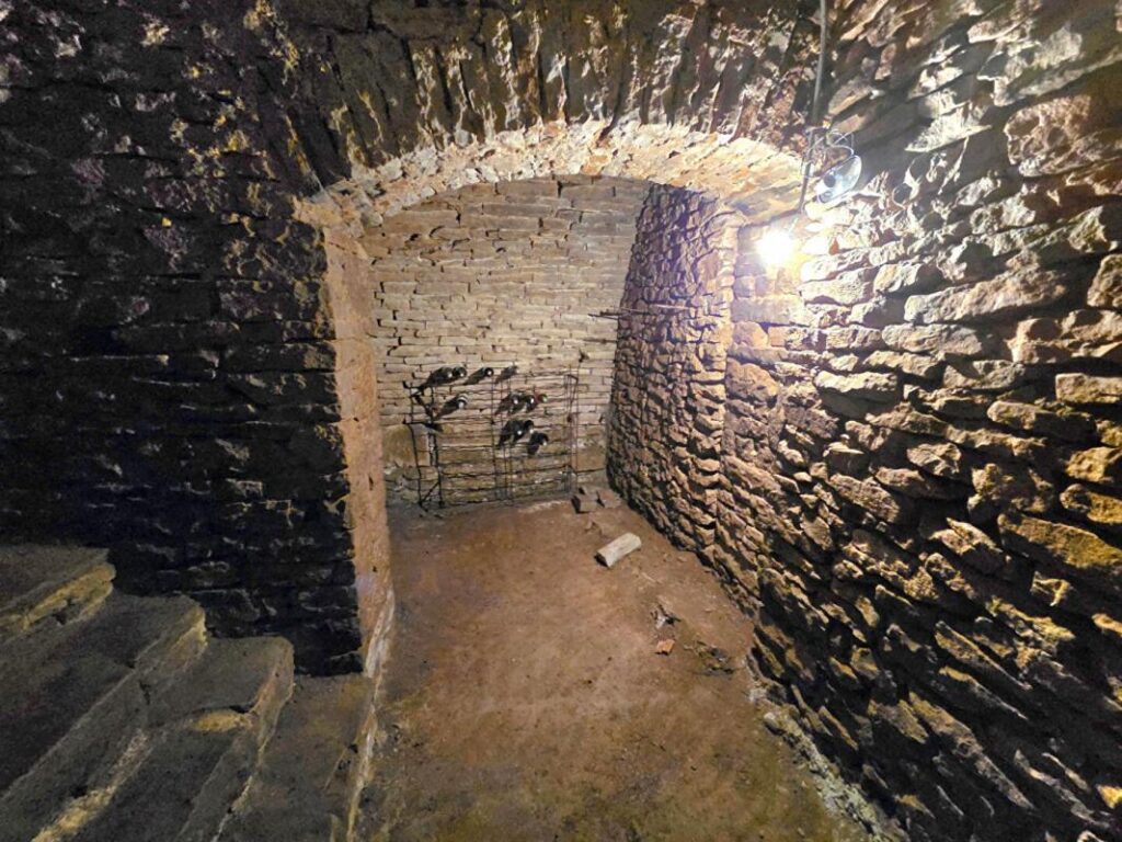 MAISON 7 PIECES 139m² SUR TERRAIN DE 6.77 ARES 169000 EUROS – 7 pièces – 4 chambres – 139 m²