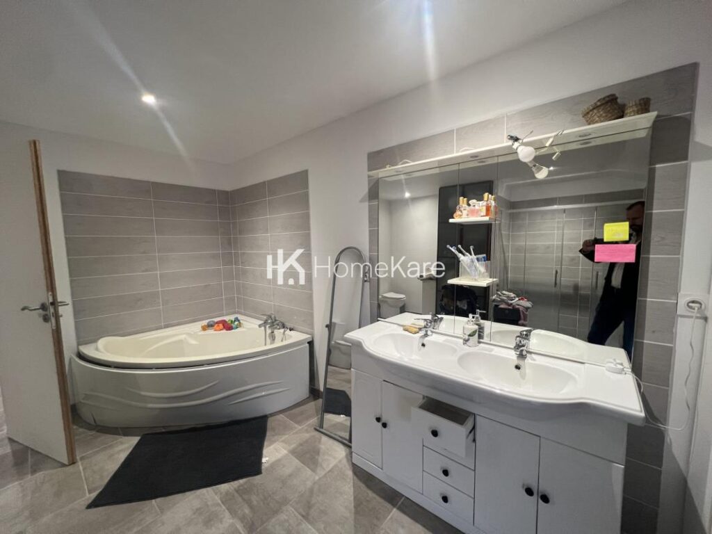 Maison à vendre Franquevielle – 6 pièces – NR chambres – 170 m²