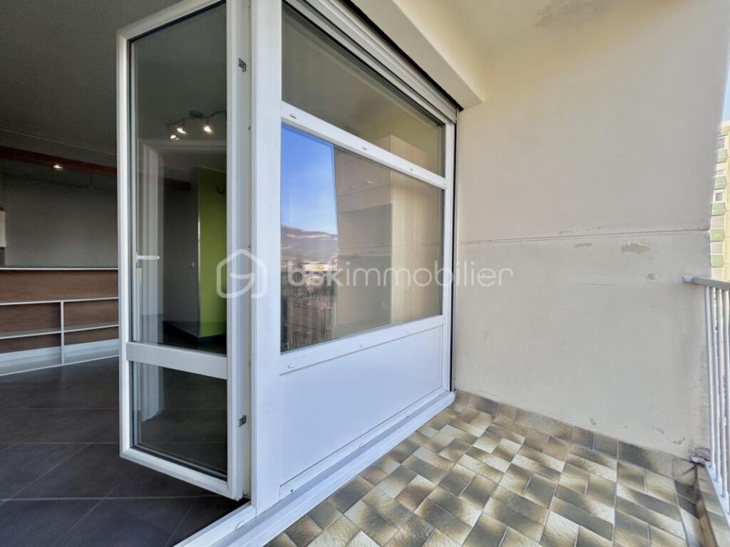 Appartement T4 / 79m2 Cognin – 4 pièces – 3 chambres – 79 m²