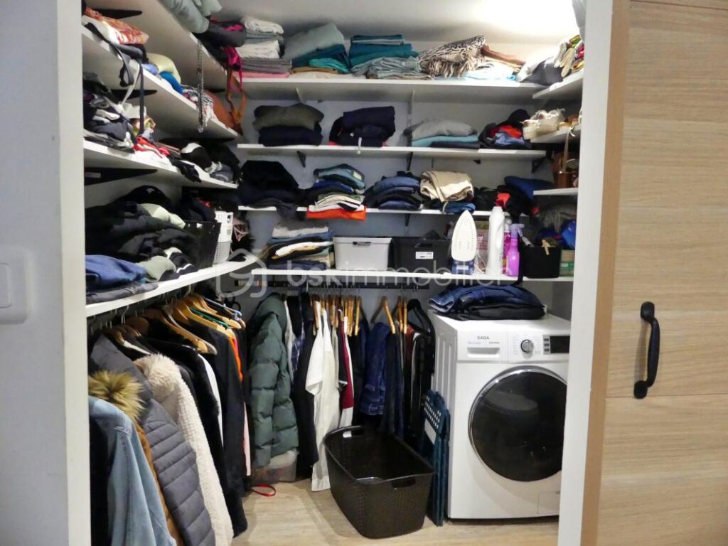 Maison de village en pierre entièrement rénovée – 3 pièces – 2 chambres – 90 m²