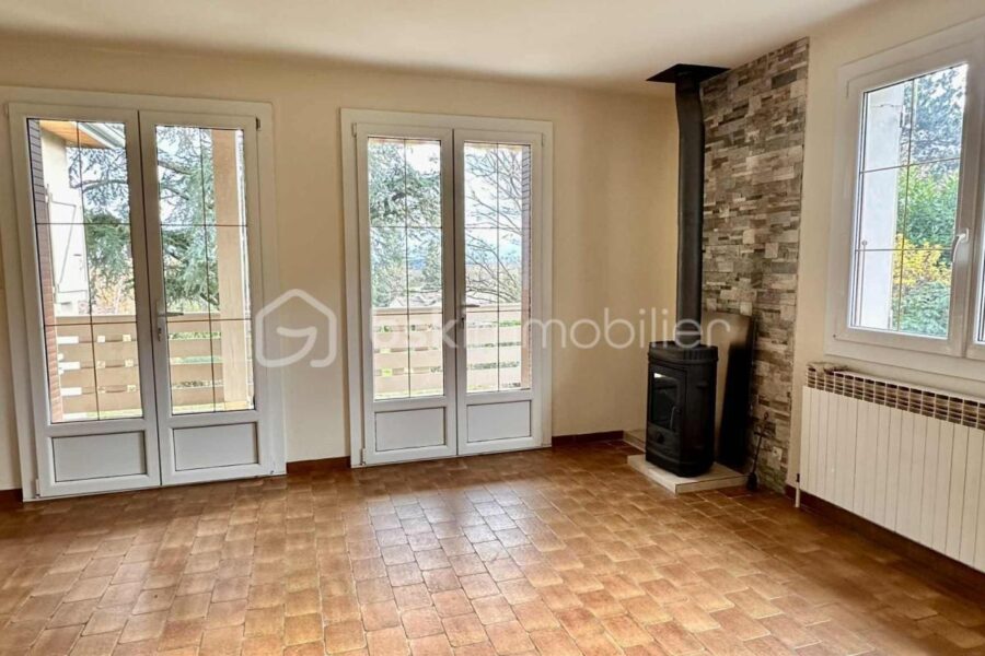 Maison à vendre à Roiffieux