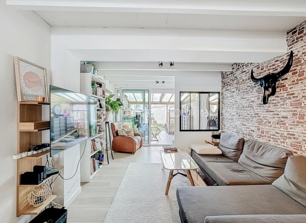 Villa T5 – 106 m² – Vue exceptionnelle sur les étangs – Appartement indépendant – DPE B – 5 pièces – 4 chambres – 106 m²