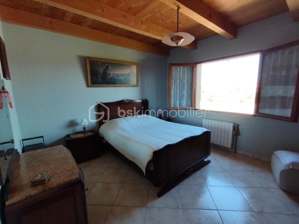 maison – 3 pièces – 2 chambres – 89 m²