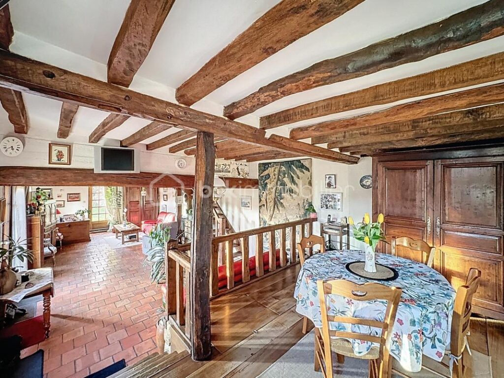 Spacieuse maison Normande – 7 pièces – 4 chambres – 110 m²