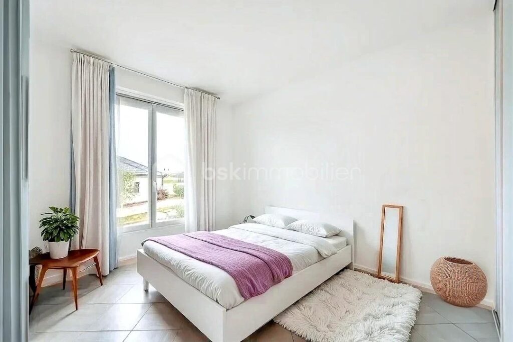 À VENDRE – À 7 min de Morlaàs , Maison contemporaine de plain pied – 133 m² – Terrain 2619 m² – Vue Pyrénées – Prestations haut de gamme – 4 pièces – 3 chambres – 132 m²