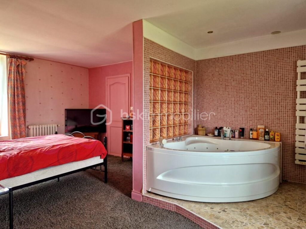 Magnifique domaine avec jardin ! – 5 pièces – 3 chambres – 150 m²